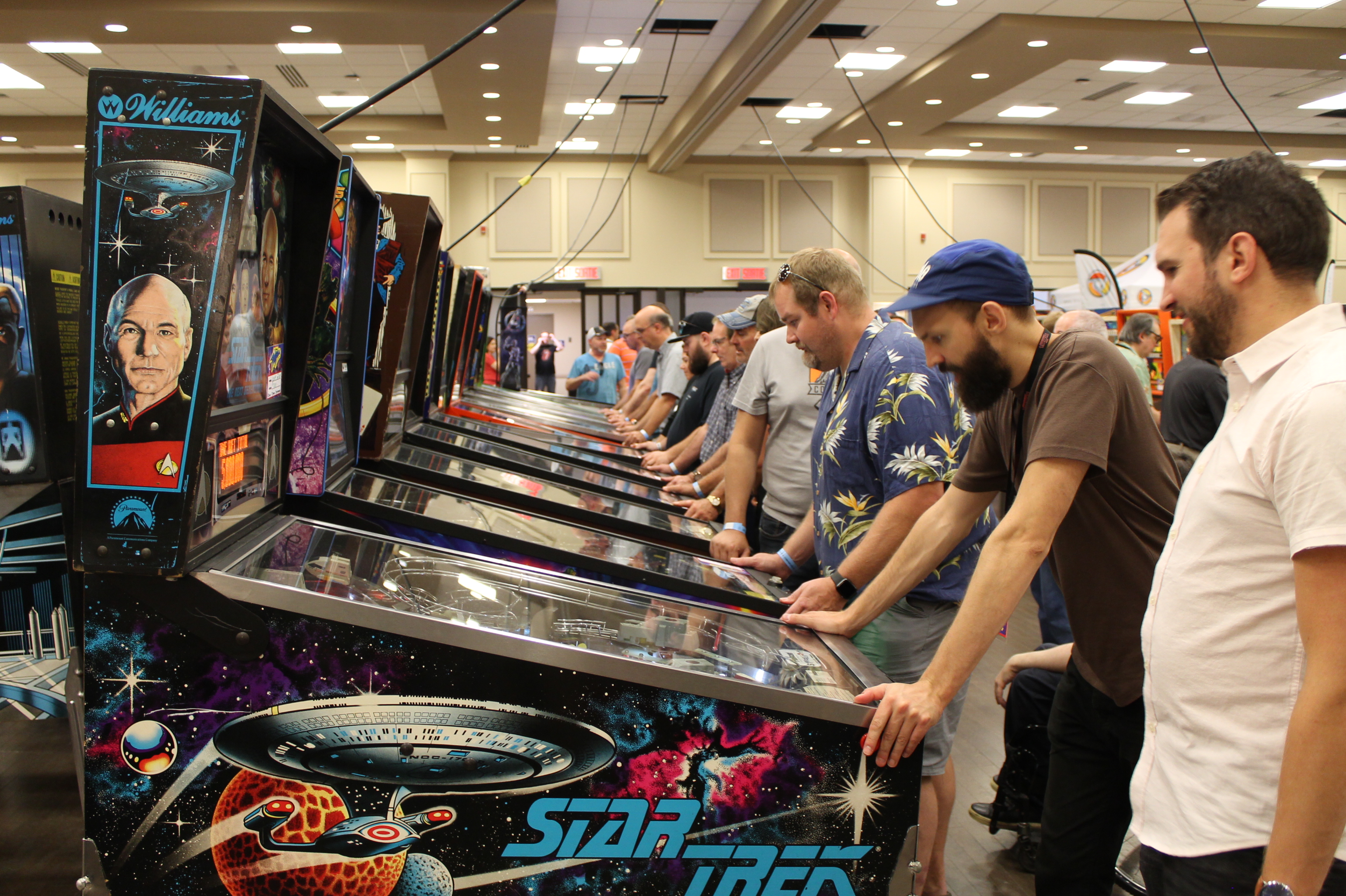 typo electronic pinball machine